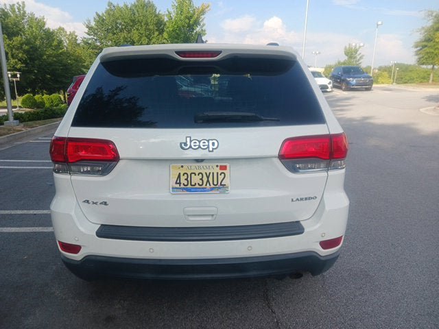 Used 2018 Jeep Grand Cherokee Laredo AWD/4WD image 4