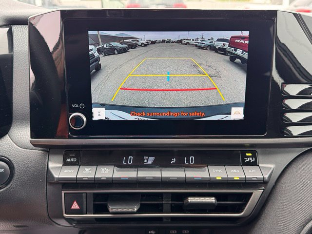 Used 2025 Toyota Camry LE AWD/4WD image 15