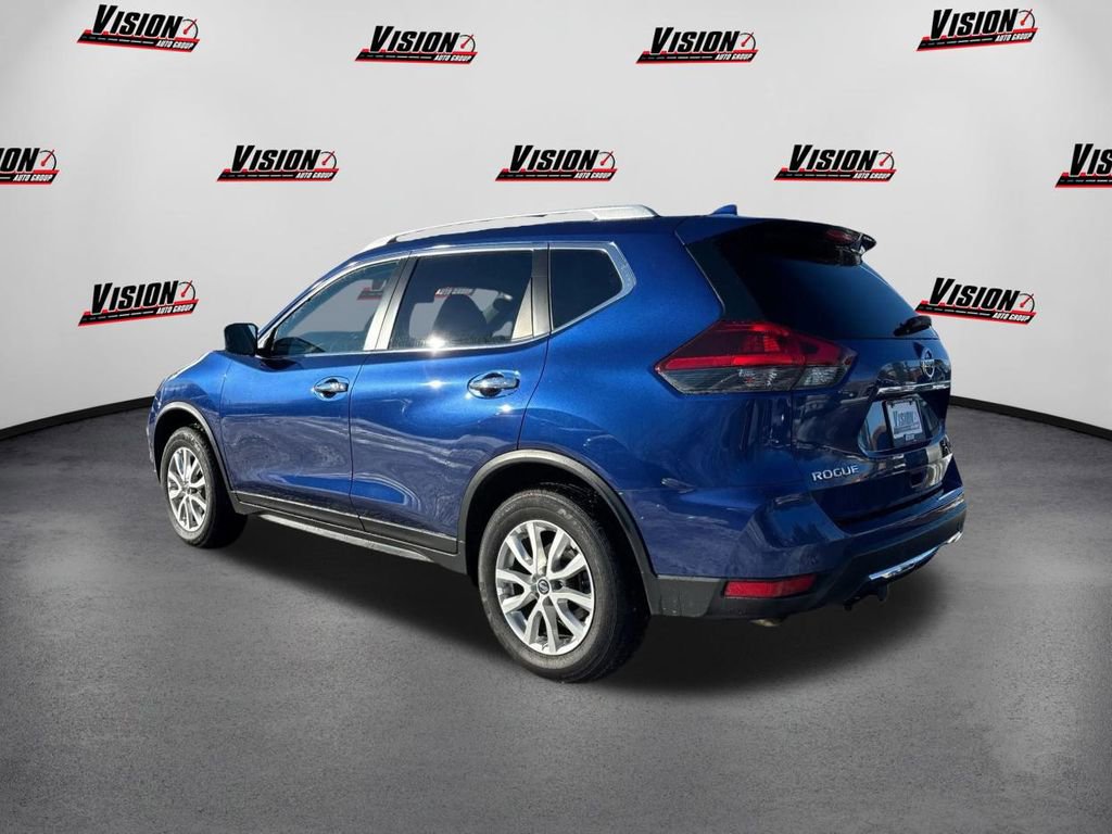 Used 2020 Nissan Rogue SV image 7