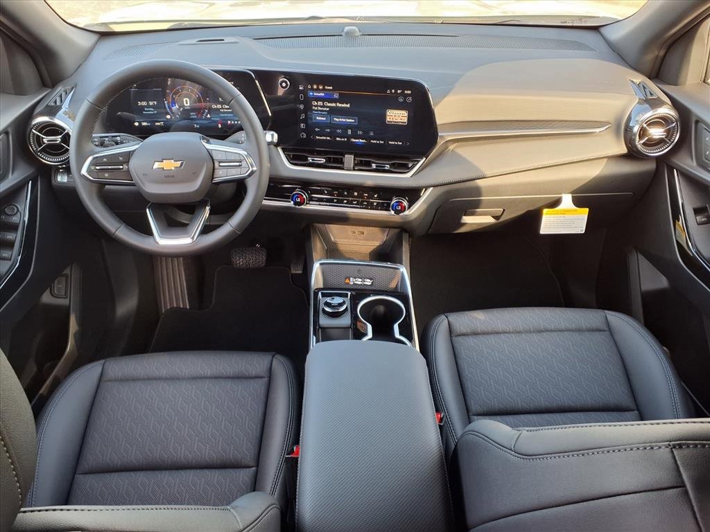 New 2026 Chevrolet Equinox LT w/ Convenience Package II image 8