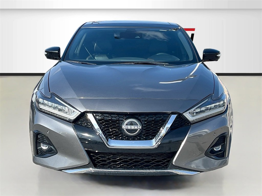 Used 2023 Nissan Maxima SR w/ Sport Mat Group image 2