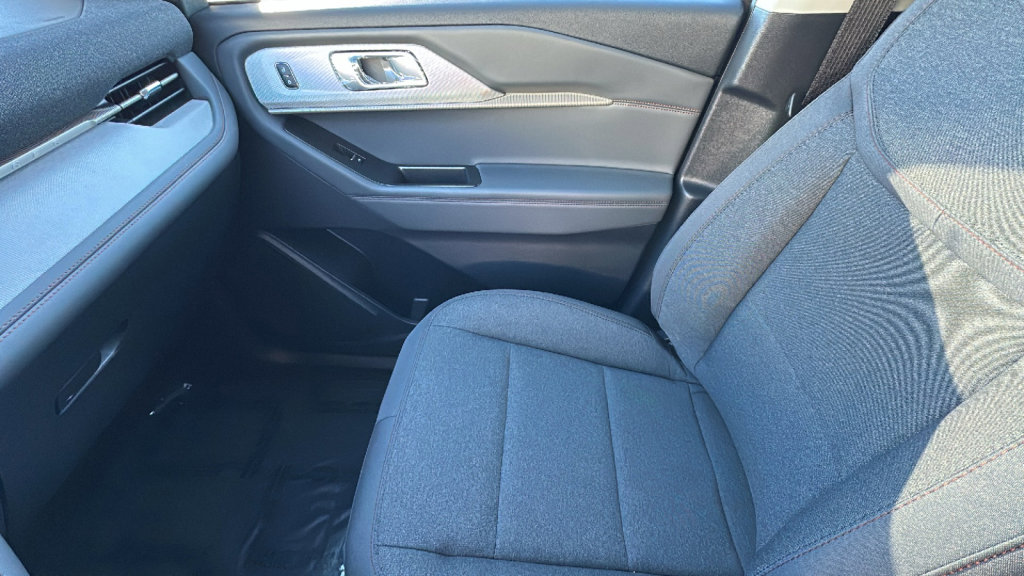 New 2026 Ford Explorer Active image 12