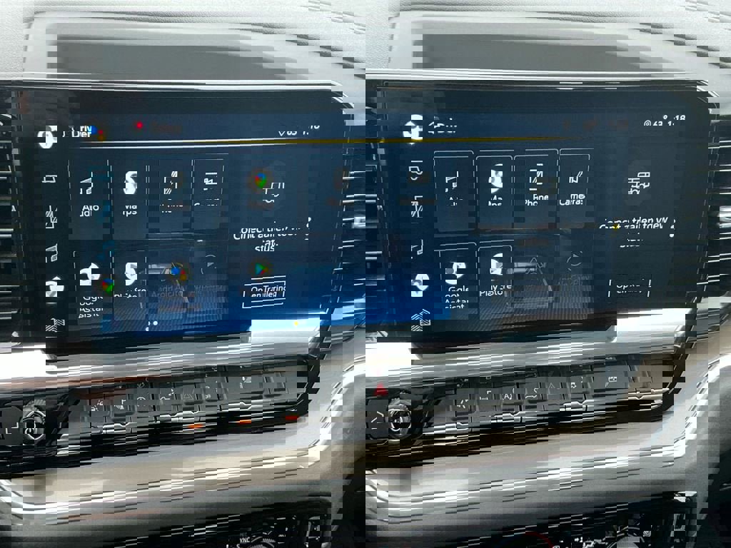 Used 2022 Chevrolet Silverado 1500 High Country w/ High Country Premium Package image 16