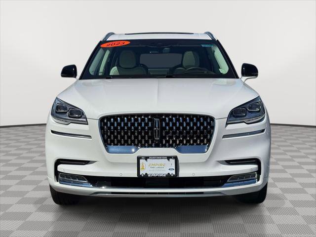 Used 2023 Lincoln Aviator Black Label AWD/4WD image 2