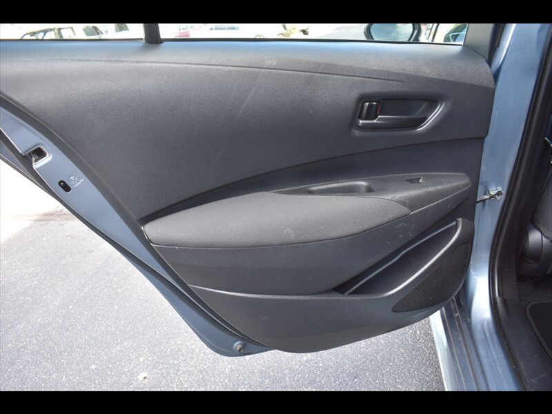 Used 2022 Toyota Corolla LE FWD image 21
