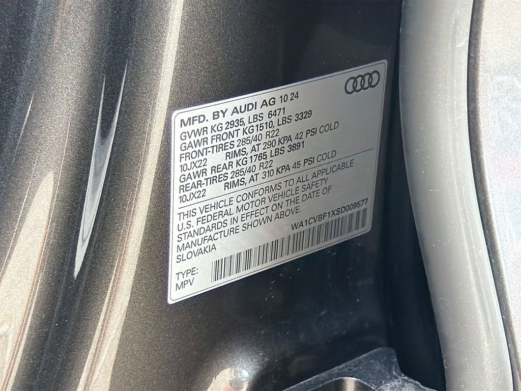 Used 2025 Audi Q8 Prestige image 53