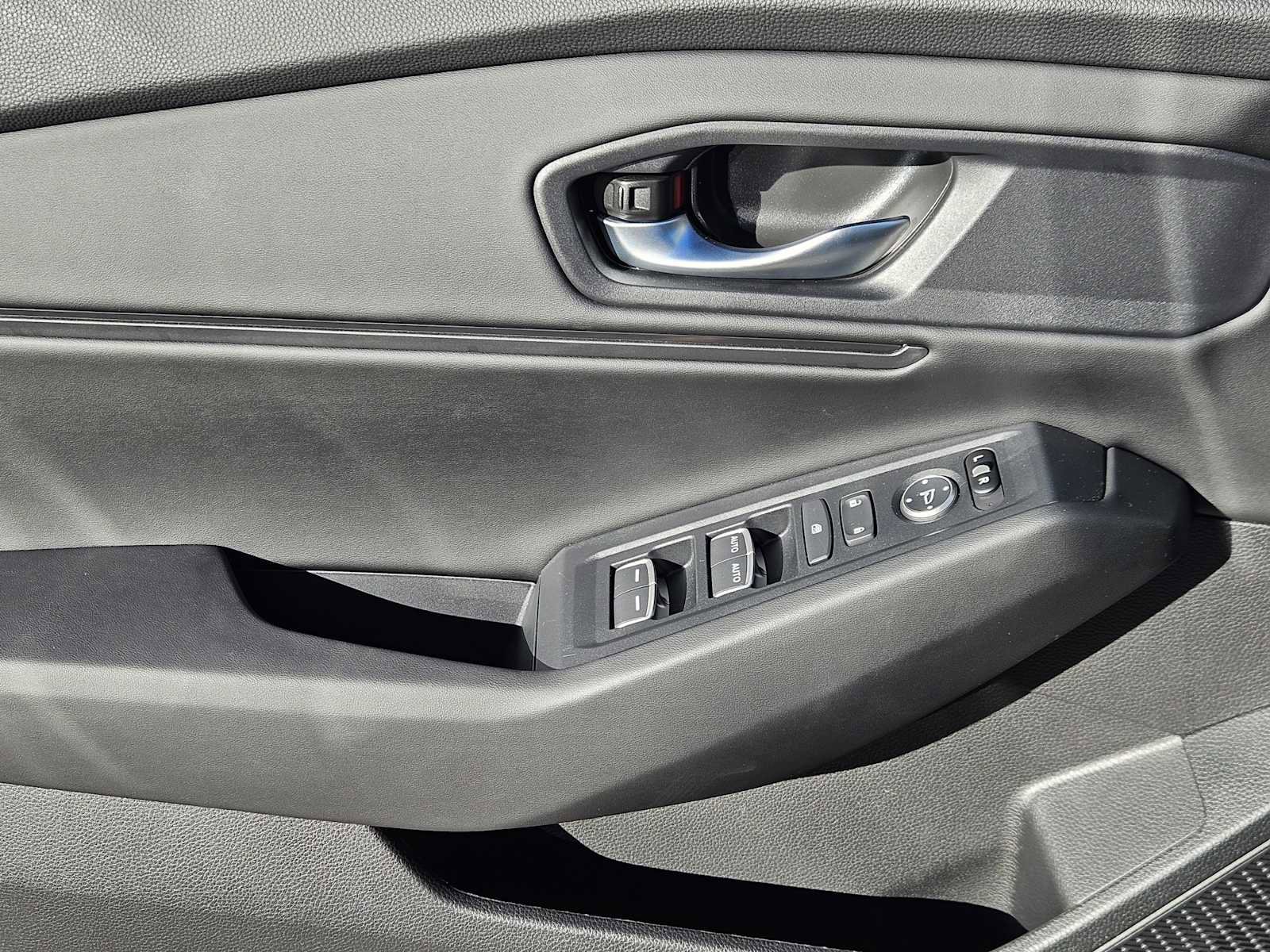 Certified 2025 Honda Accord SE image 21