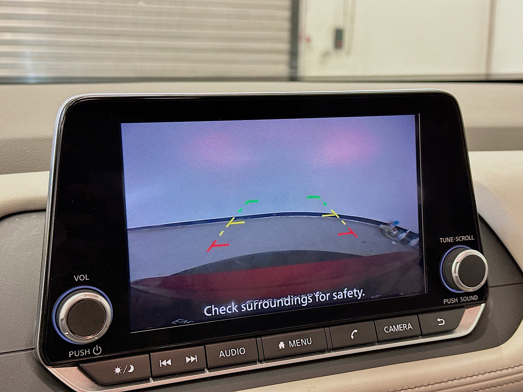 Used 2025 Nissan Rogue SV image 22