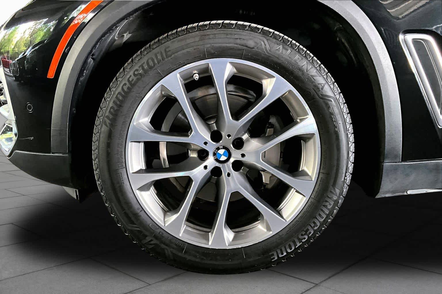 Used 2022 BMW X5 sDrive40i w/ Executive Package RWD image 10