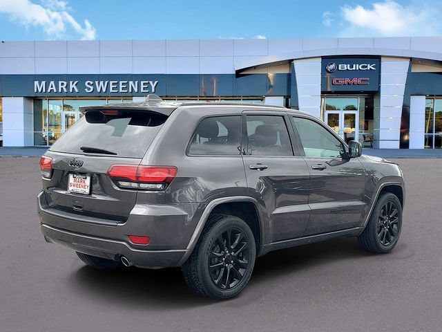 Used 2019 Jeep Grand Cherokee Altitude AWD/4WD image 32