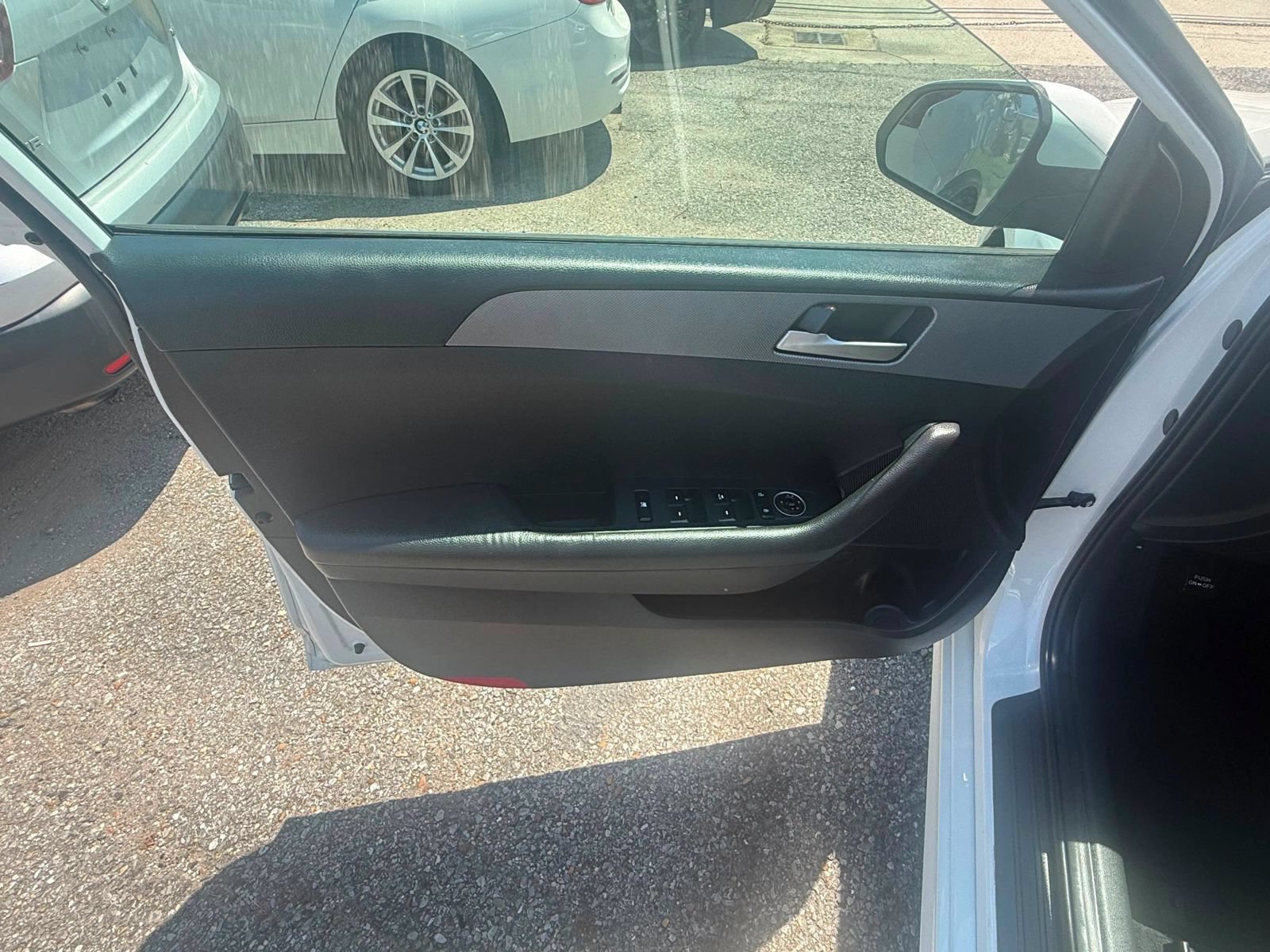 Used 2019 Hyundai Sonata SE FWD image 9