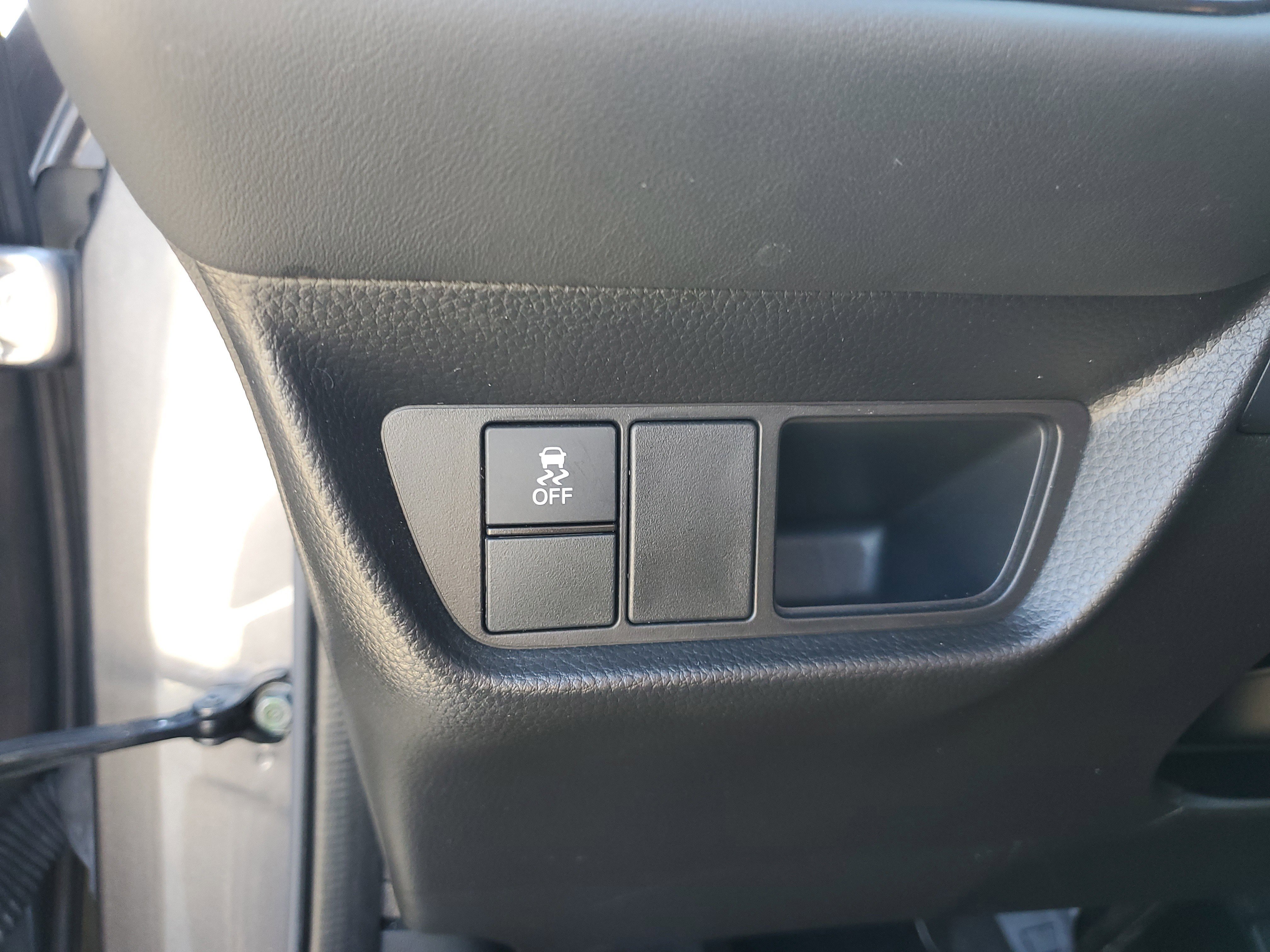 Used 2025 Honda HR-V LX image 19