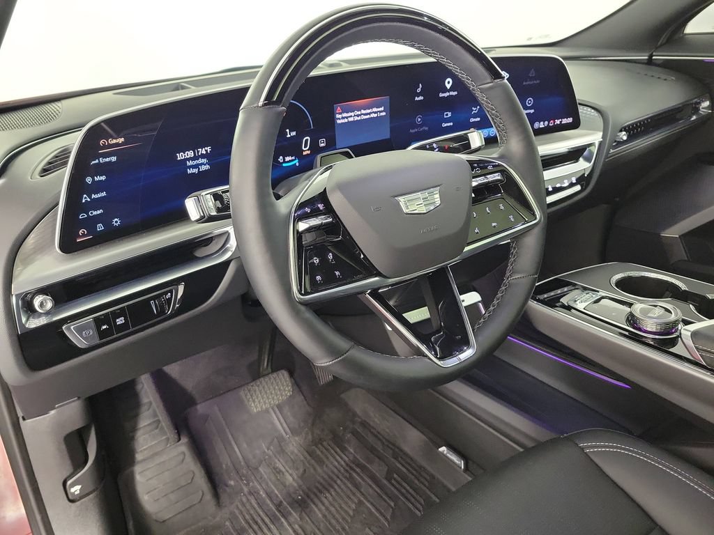 Used 2024 Cadillac Lyriq Luxury RWD image 18