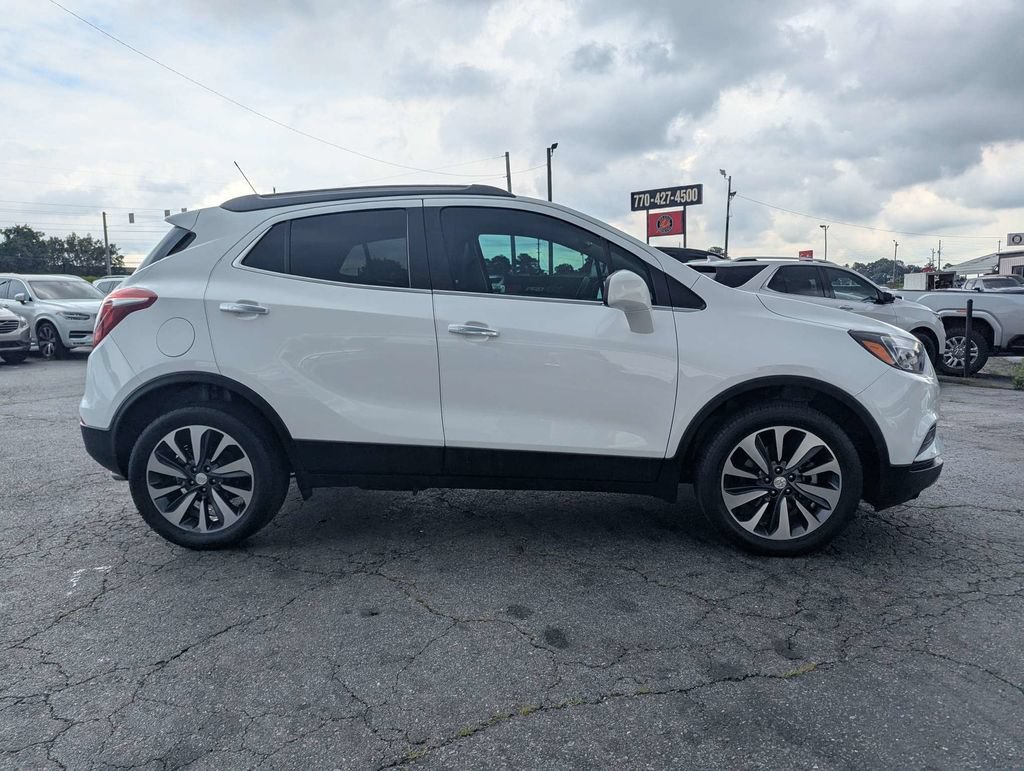 Used 2021 Buick Encore Preferred w/ Safety Package FWD image 4