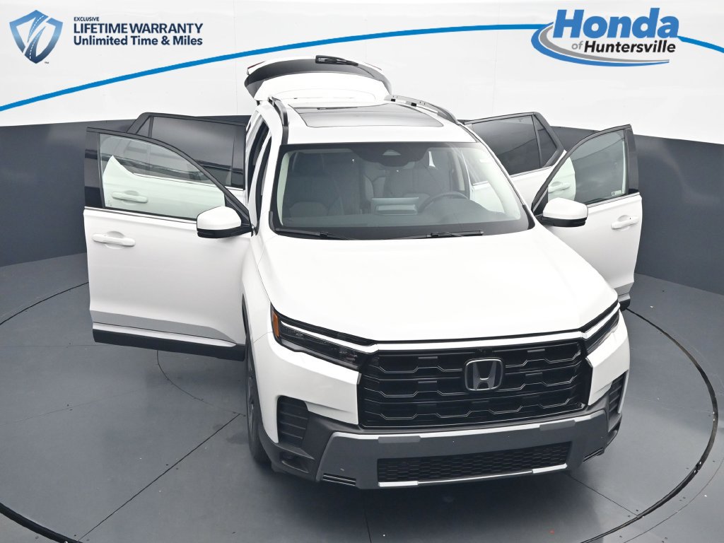 New 2026 Honda Pilot Touring image 68
