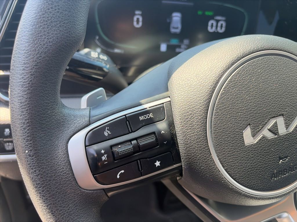 Used 2024 Kia Sportage LX image 15