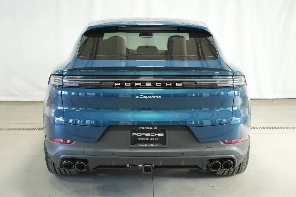 New 2026 Porsche Cayenne Coupe image 12