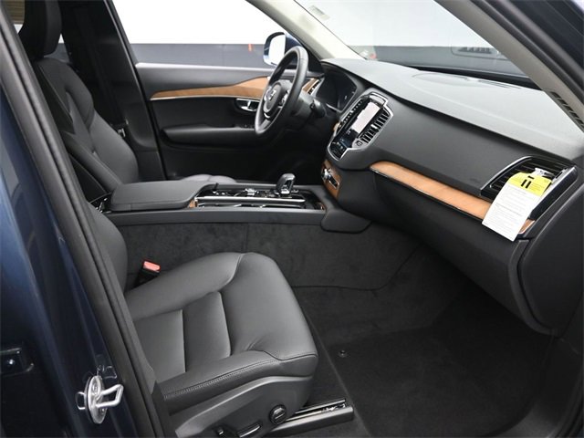 Used 2024 Volvo XC90 T8 Plus w/ Protection Package Premier image 30
