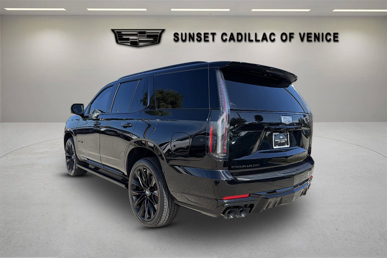 New 2026 Cadillac Escalade V w/ LPO, ONYX Package AWD/4WD image 5