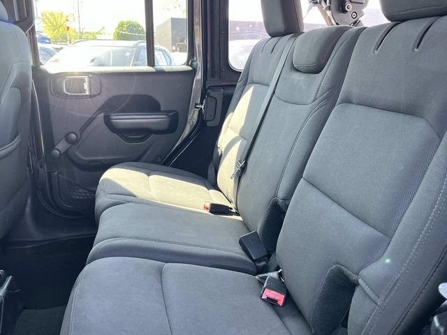 Used 2019 Jeep Wrangler Unlimited Sport AWD/4WD image 19