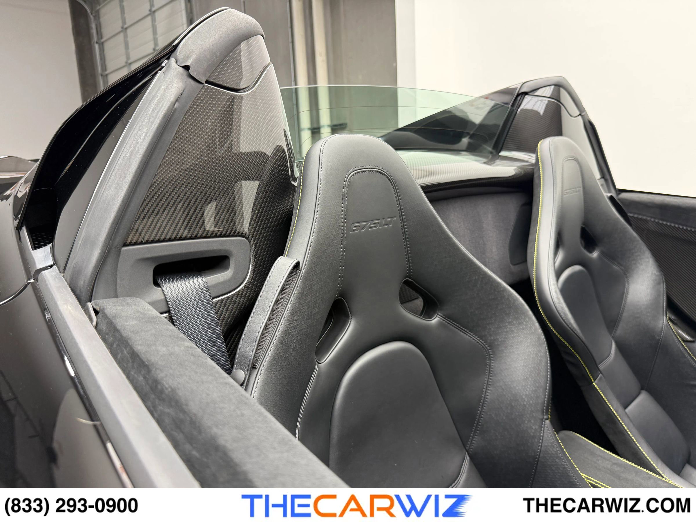 Used 2016 McLaren 675LT Spider image 38