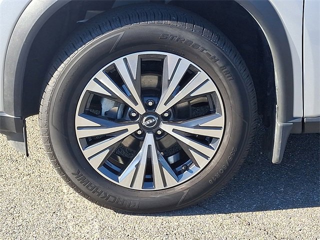 Used 2022 Nissan Rogue SV image 8