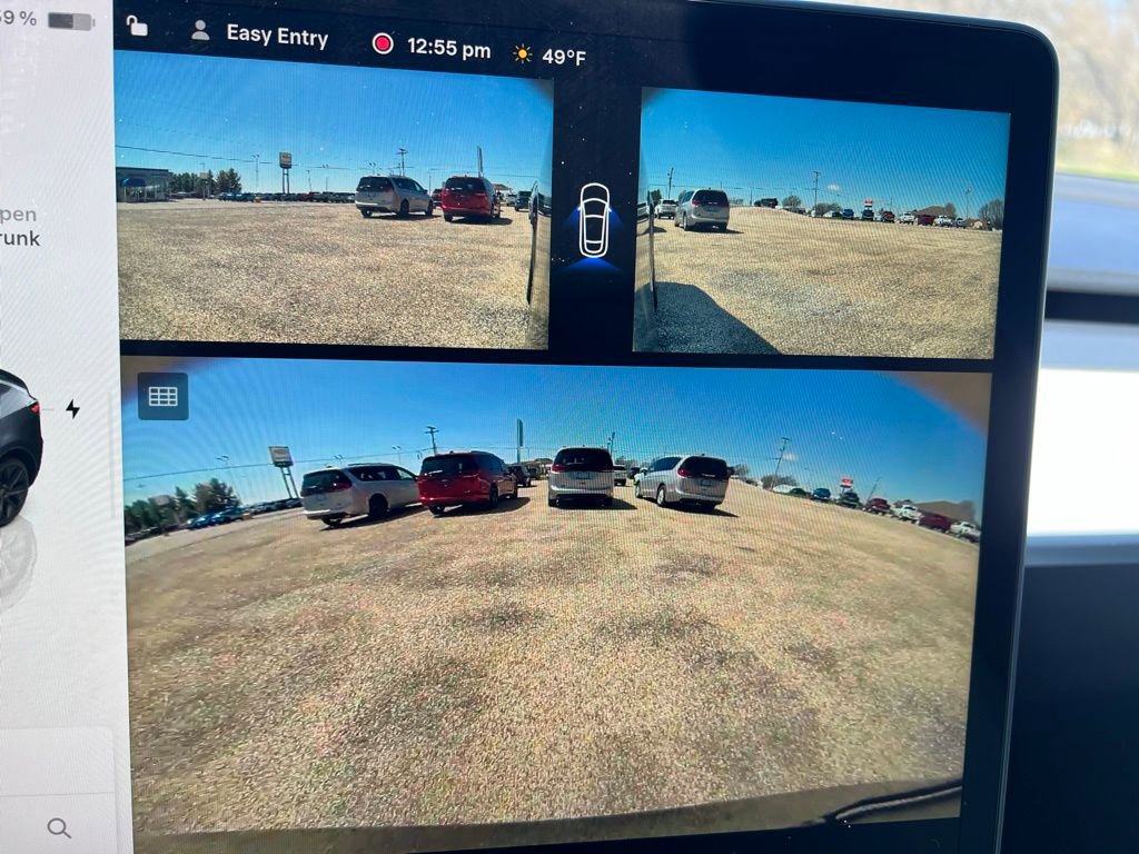 Used 2024 Tesla Model Y Long Range image 32