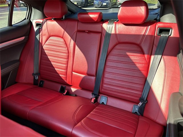 Used 2022 Alfa Romeo Stelvio Veloce image 23