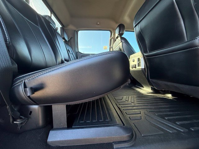 Used 2020 Ford F250 Lariat w/ Lariat Value Package AWD/4WD image 29