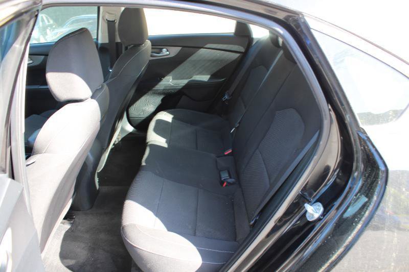 Used 2019 Kia Forte LXS FWD image 12