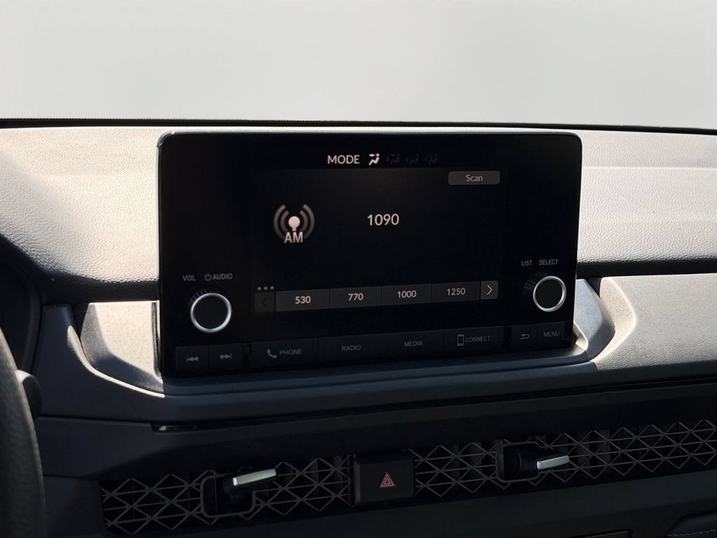 Used 2024 Honda Accord EX image 18