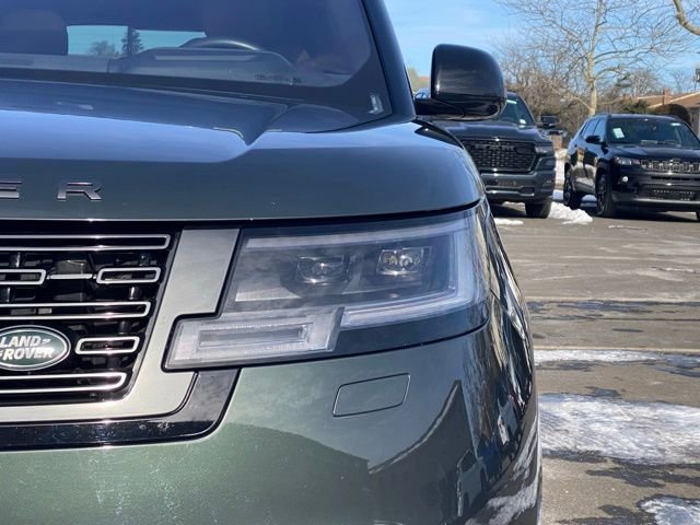Used 2023 Land Rover Range Rover SE image 14