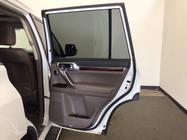 Used 2015 Lexus GX 460 Luxury AWD/4WD image 9
