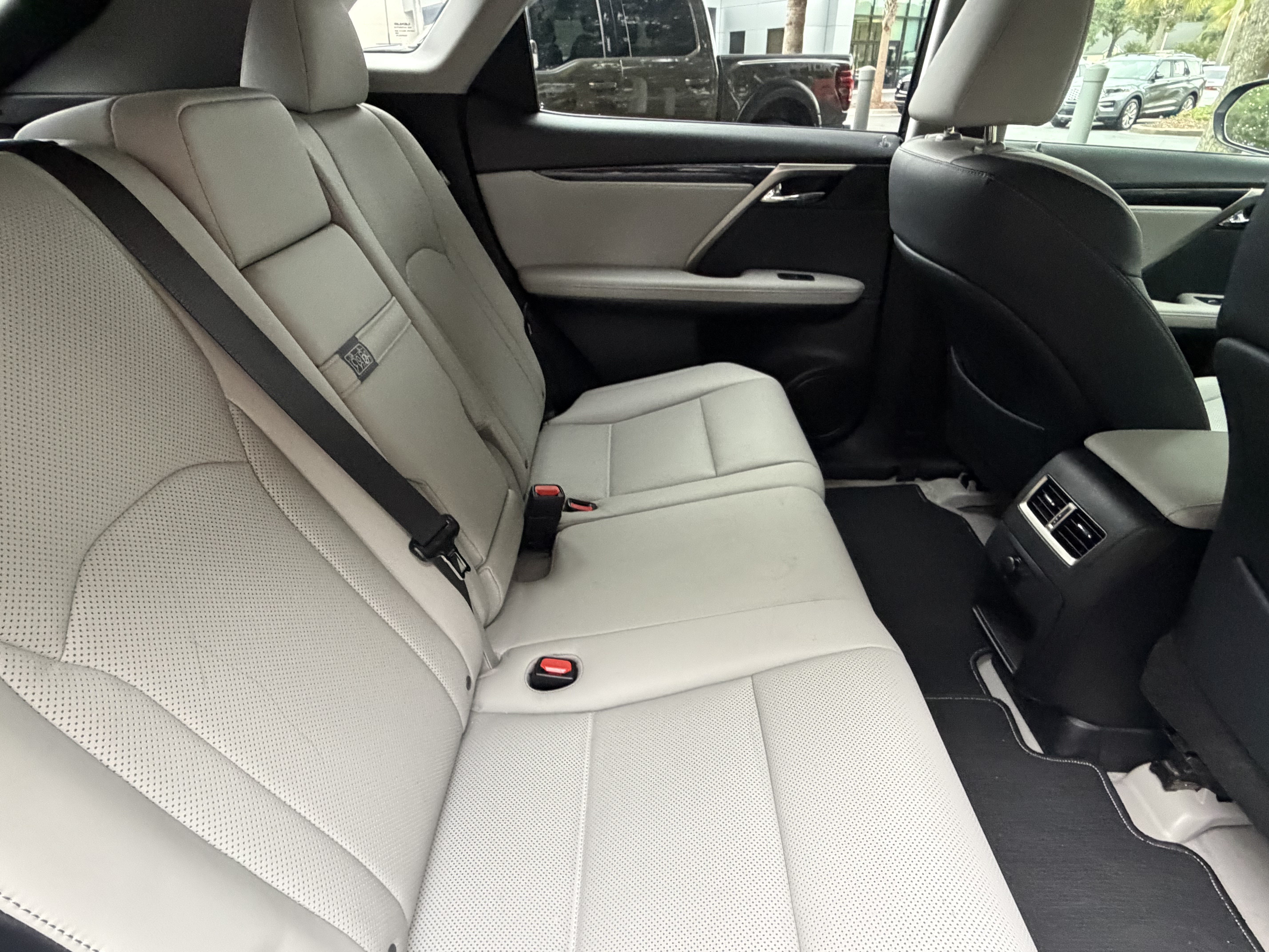 Used 2019 Lexus RX 350 FWD w/ Accessory Package image 39