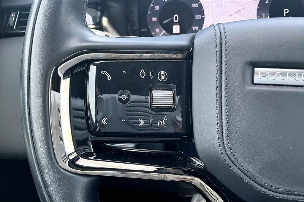 Used 2025 Land Rover Range Rover Velar Dynamic SE AWD/4WD image 20