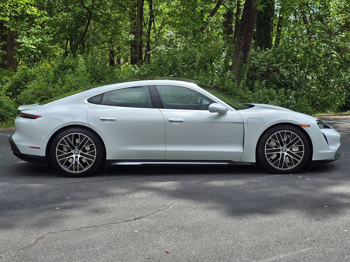 Used 2020 Porsche Taycan 4S w/ Premium Package image 7