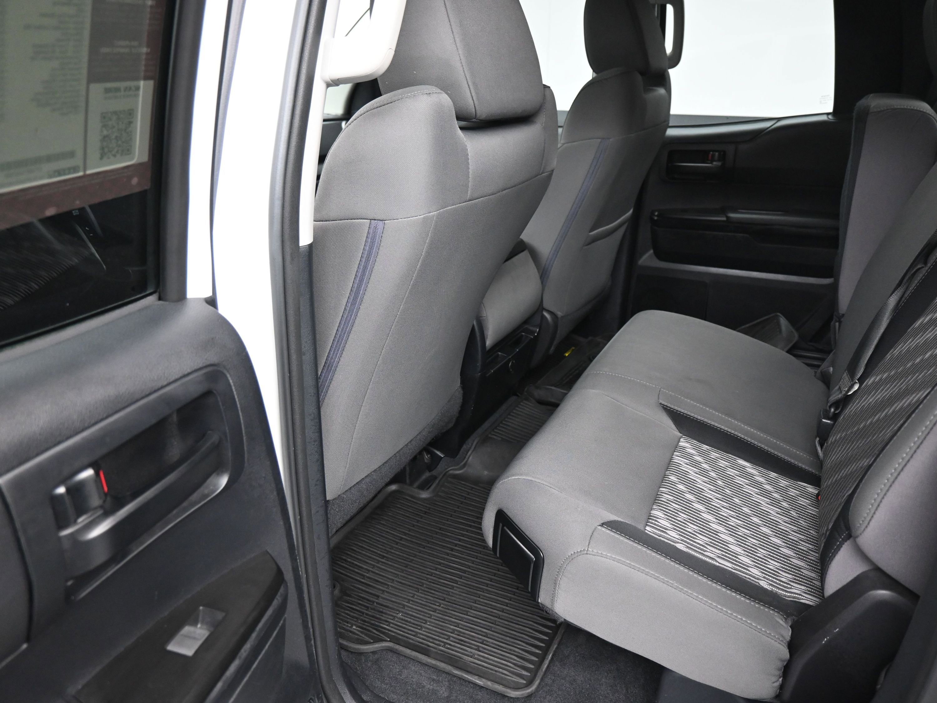 Used 2018 Toyota Tundra SR image 16