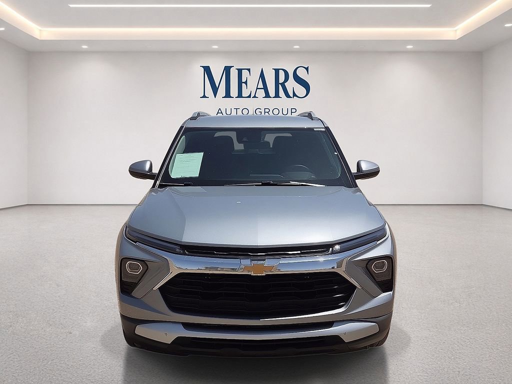 Used 2025 Chevrolet TrailBlazer LT FWD image 8
