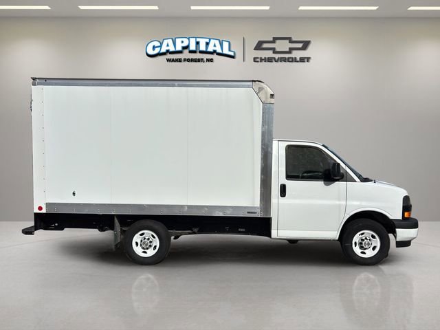 New 2024 Chevrolet Express 3500 w/ Power Convenience Package RWD image 5