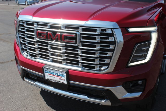 New 2025 GMC Yukon XL Denali w/ Sun & Power Step Package image 16