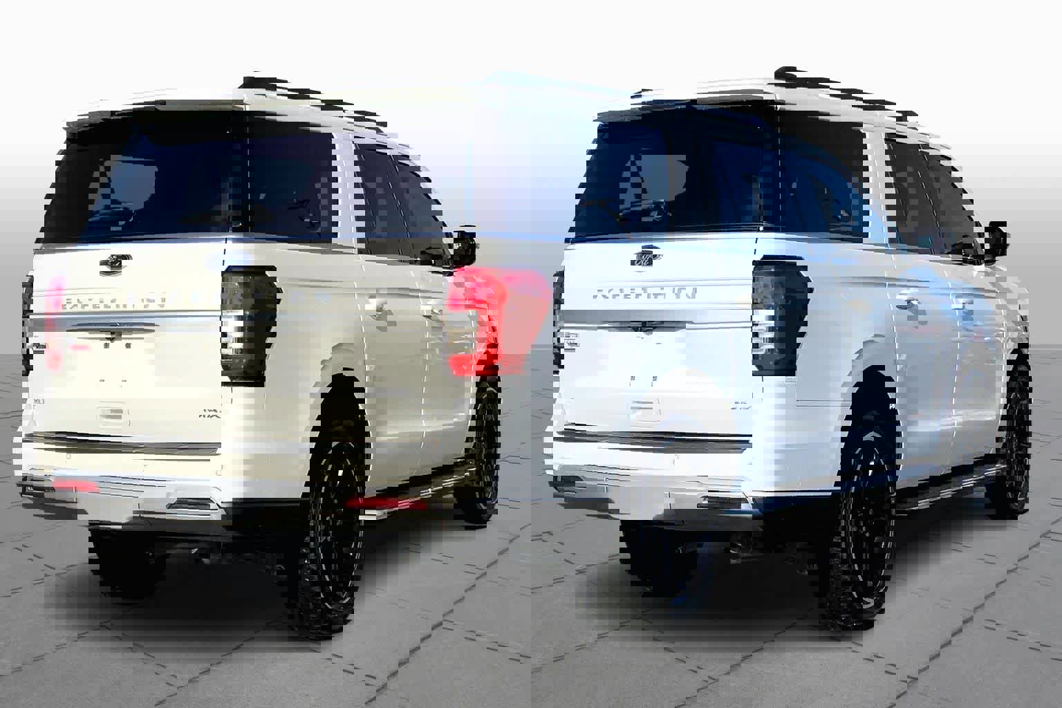 Certified 2023 Ford Expedition Max XLT image 13