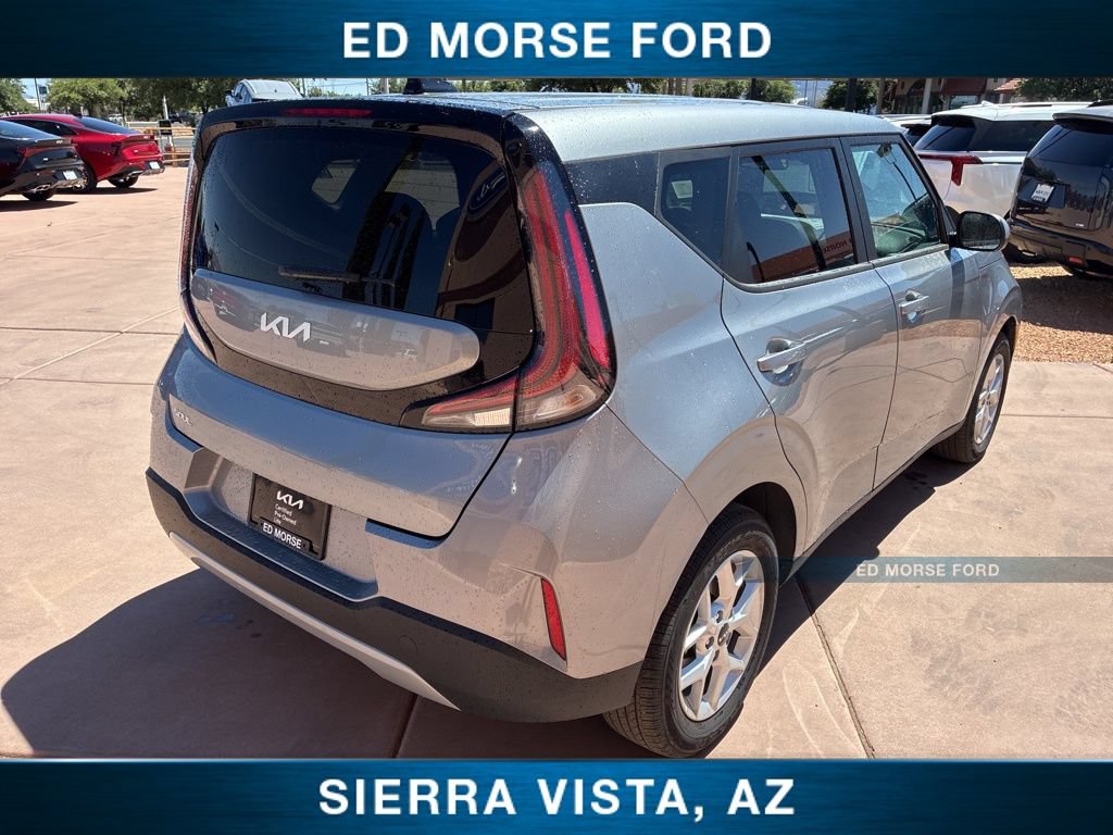 Certified 2025 Kia Soul LX FWD image 8