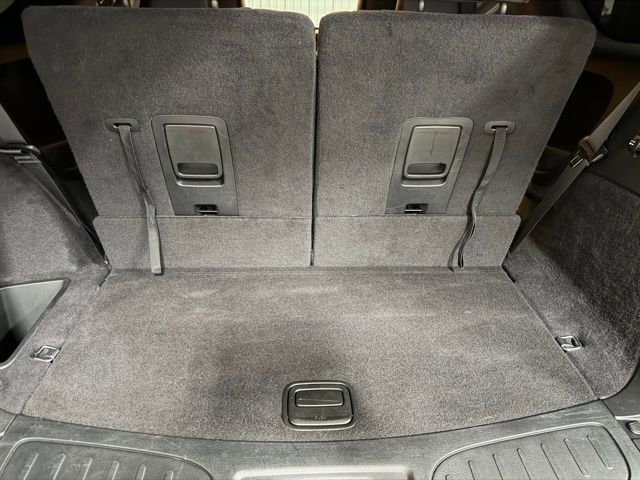 Used 2024 Dodge Durango R/T w/ Tow 'N Go Package AWD/4WD image 23