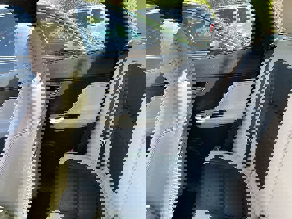 Used 2019 Jaguar F-PACE S AWD/4WD image 11