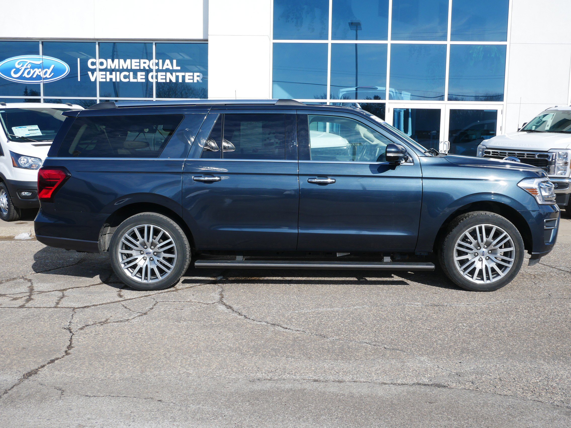 Certified 2022 Ford Expedition Max Limited image 2