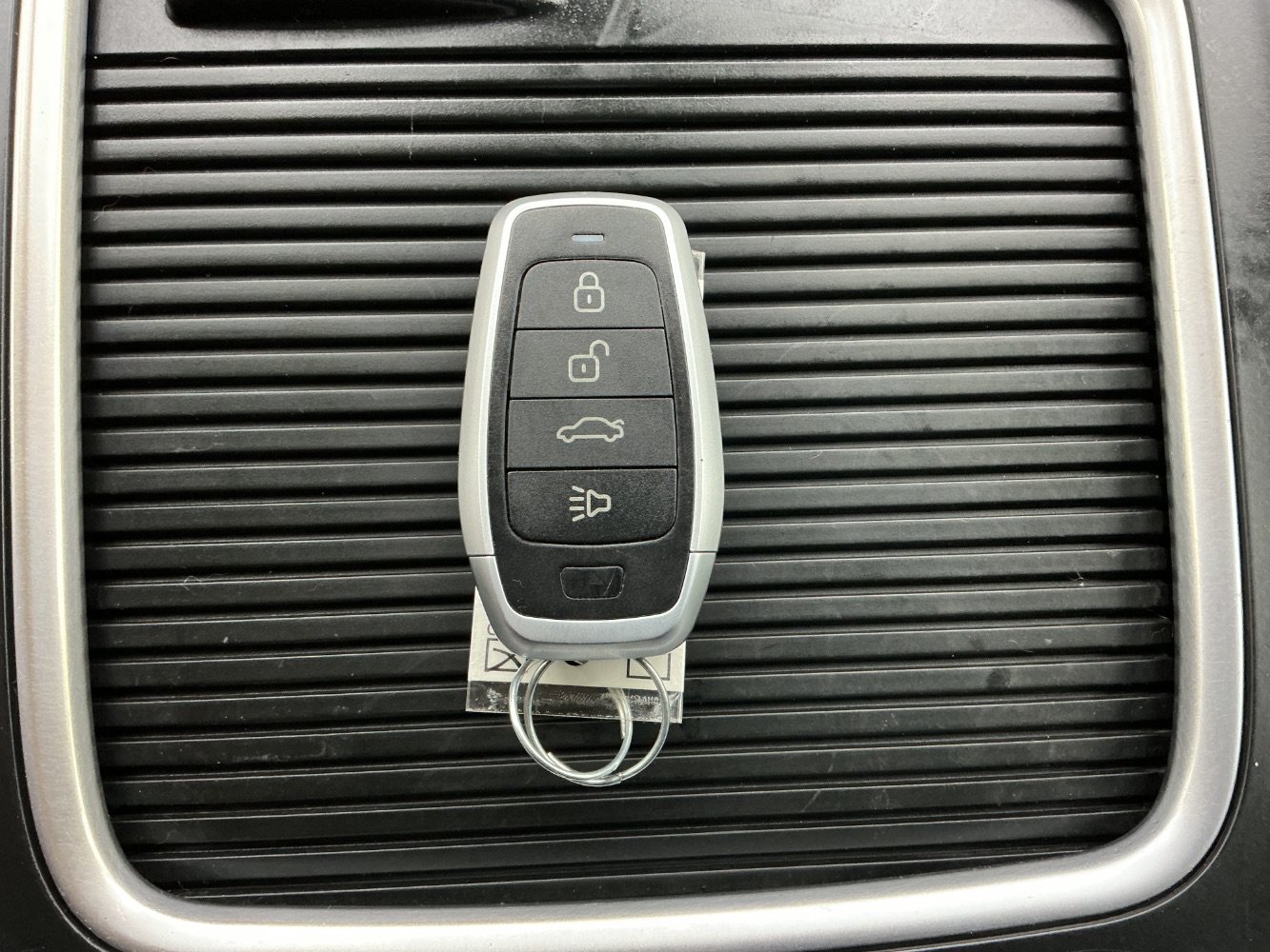 Used 2022 Chrysler Pacifica Touring-L FWD image 39