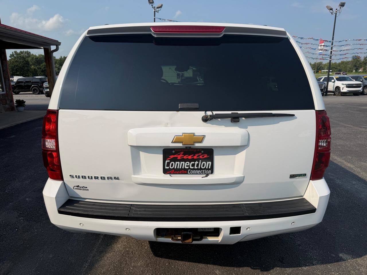 Used 2012 Chevrolet Suburban LT AWD/4WD image 5