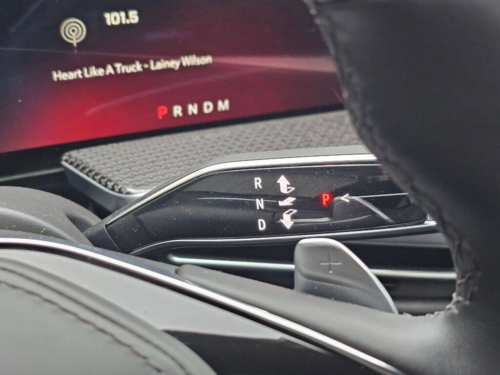 Used 2025 Cadillac Escalade V image 40