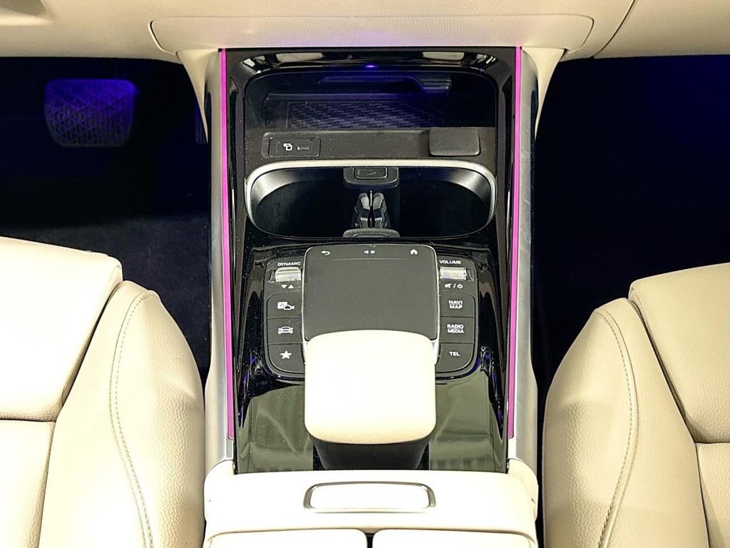 Used 2023 Mercedes-Benz EQB 300 4MATIC image 13