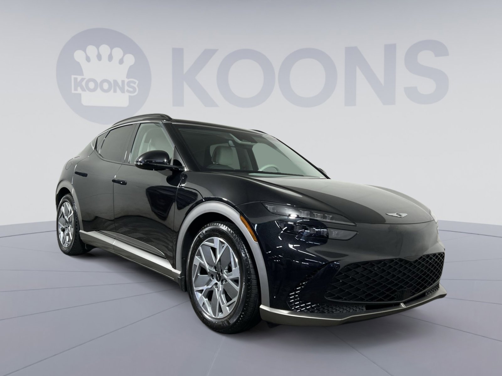 Used 2024 Genesis GV60 RWD image 10